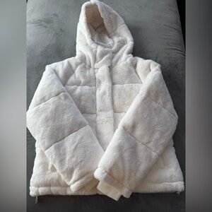 BNWOT  SWS Small Puffer Jacket